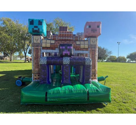 50 ft Minecraft obstacle course  (sku i561)